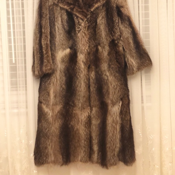 Raccoon Fur coat - Picture 3 of 10